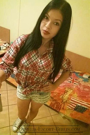 Eleonora junges freches Escort Girl besucht dich für Sex Übernachtung im Haus Hotel Eleonora junges freches Escort Girl besucht dich für Sex Übernachtung im Haus Hotel