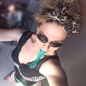 Privatmodel Trans Mira bei Ophelia Escort Berlin ist Naturgeil und Eierlecken über die Begleitagentur